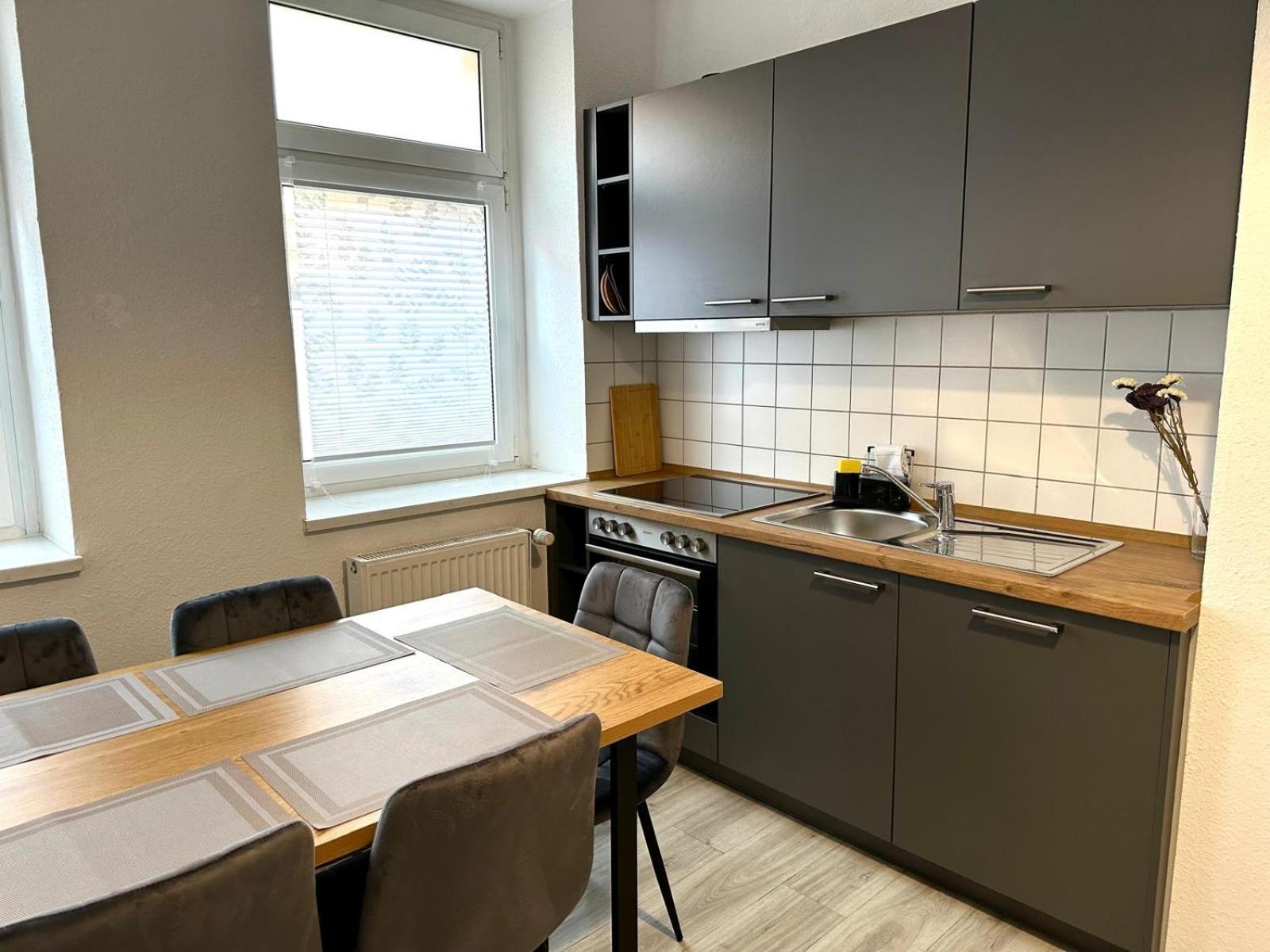 Raha - Grosses 3 Z-apartment - Erdgeschoss - Domplatz - Vollausstattung Apartment Erfurt