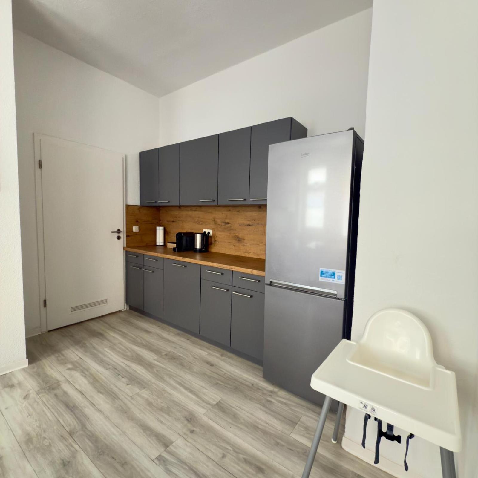 Raha - Grosses 3 Z-apartment - Erdgeschoss - Domplatz - Vollausstattung Apartment *